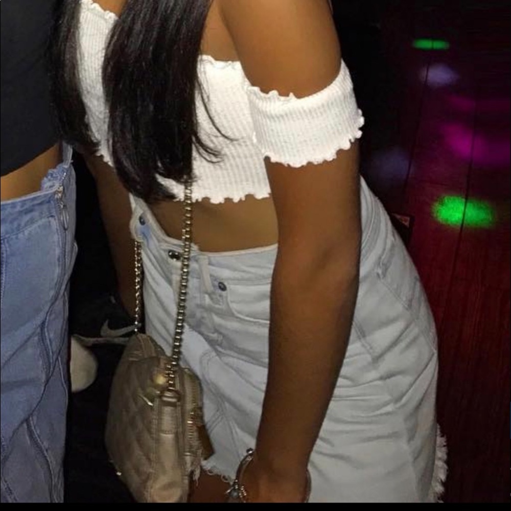 Mini skirt!